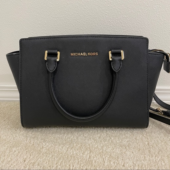 Michael Kors Handbags - Michael Korea Selma Small Black with dustbag